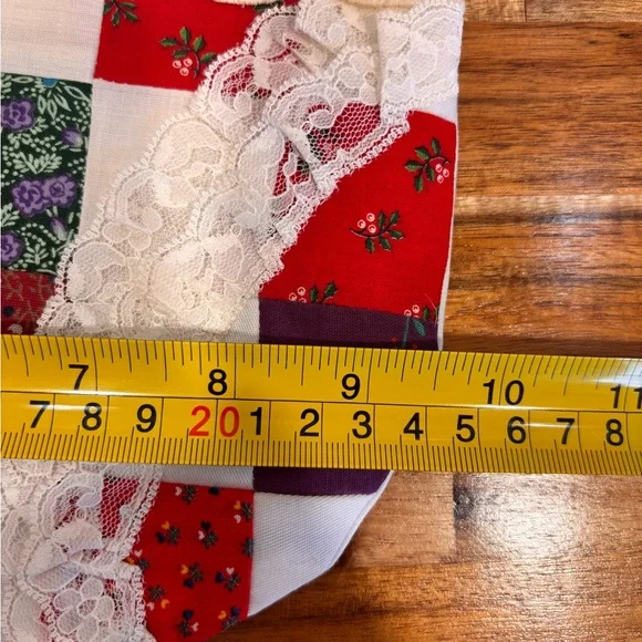 Set of 2 Quilted Patchwork Granny Square Vintage Stockings Christmas Cottage Cor - Picture 10 of 11